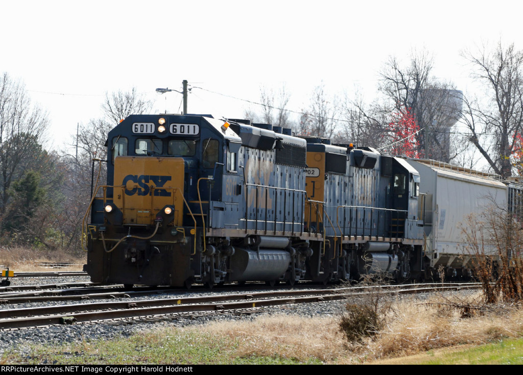 CSX 6011 & 2702 on the HPT&D